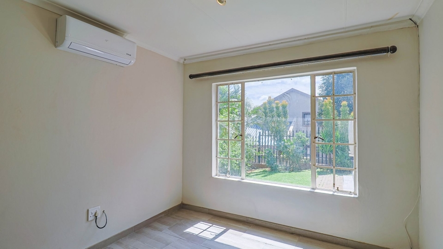 To Let 3 Bedroom Property for Rent in Cashan North West